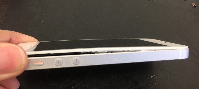 ◆加古川市よりiPhone SE バッテリー交換 -2021 6/10