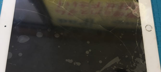 ◆高砂市よりiPad6世代 ガラス割れ -2021 7/1-