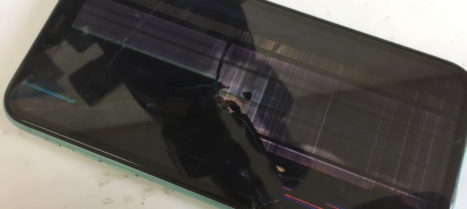 ◆加古川市よりiPhone11 ガラス割れ/液晶不良 -2022 6/19