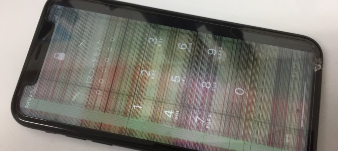 ◆加古川市よりiPhone XR 画面割れ/液晶不良 -2022 8/17-