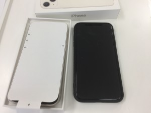 3F3C49B9-00E3-402B-9492-70170235D630