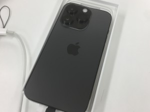 5B19C6A2-4F8F-41C4-9F56-330A6651F787