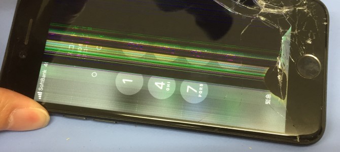 ◆姫路市よりiPhone SE2 ガラス割れ/液晶不良 -2022 11/17