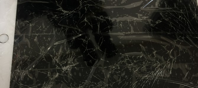 ◆姫路市よりiPad7世代 ガラス割れ -2023 2/4-