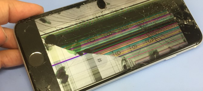 ◆加古川市よりiPhone SE2 ガラス割れ/表示不良 -2023 3/25