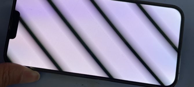 ◆加古川市よりiPhone13Pro Max 表示不良→データ取り出し -2024 7/31-