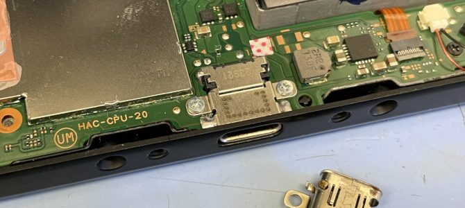 ◆加古川市より任天堂Switch 起動不可→充電コネクター修理 -2024 9/23-
