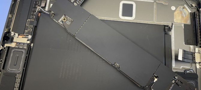 ◆加古川市よりiPad mini6世代 タッチ操作不可→基板修理 -2024 9/6-