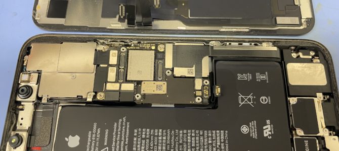 ◆加古川市よりiPhone11Pro 水没 -2024 9/22