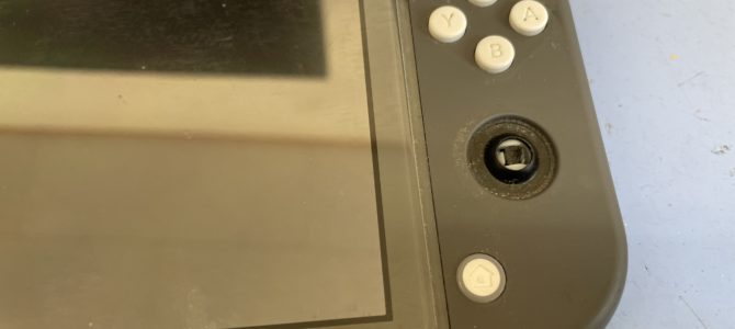 ◆小野市より任天堂Switch Lite スティック破損 -2024 12/15-