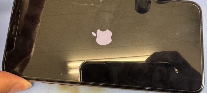 ◆加古川市よりiPhone11ProMax 起動不良→データ復旧 -2025 1/19-