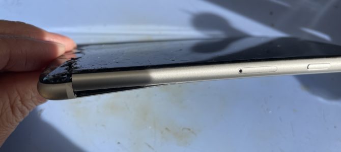 ◆加古川市よりiPhone SE2 本体大破→データ復旧 -2025 1/5-