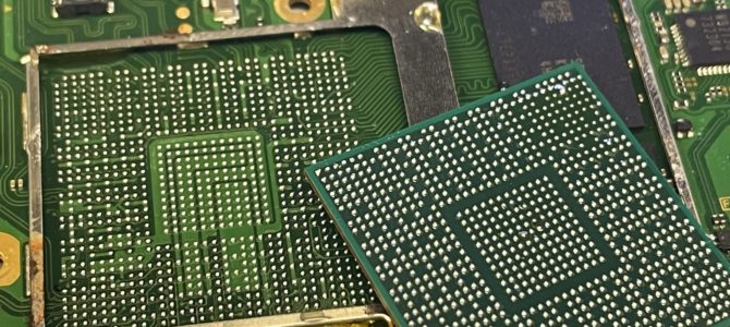 ◆加古川市より任天堂Switch ブルースクリーン→基板修理によるデータ復旧 -2025 2/1-