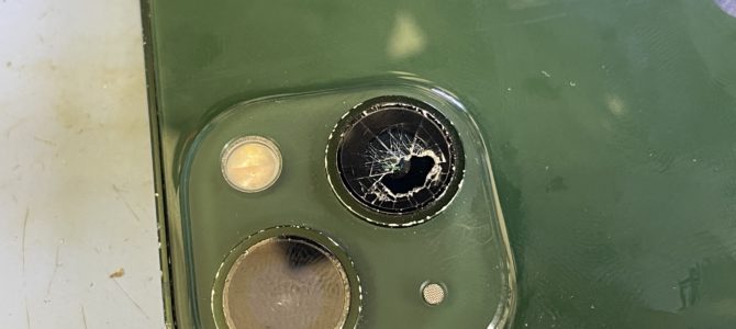 ◆加古川市よりiPhone13 カメラレンズ割れ＆カメラ修理 -2025 7/11-