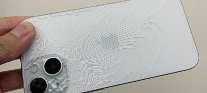 ◆加西市よりiPhone15 背面ガラス割れ、アウトカメラ不良 -2025 9/3-