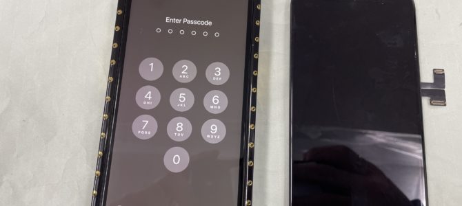 ◆加古川市よりiPhone11Pro ガラス割れ、タッチ不良 -2025 11/27