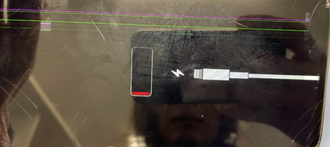 ◆高砂市よりiPhone13ProMax ガラス割れ、液晶タッチ不良 -2025 12/21