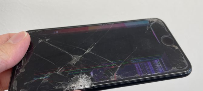 ◆加古川市よりiPhone SE3 ガラス割れ、液晶不良 -2026 2/17